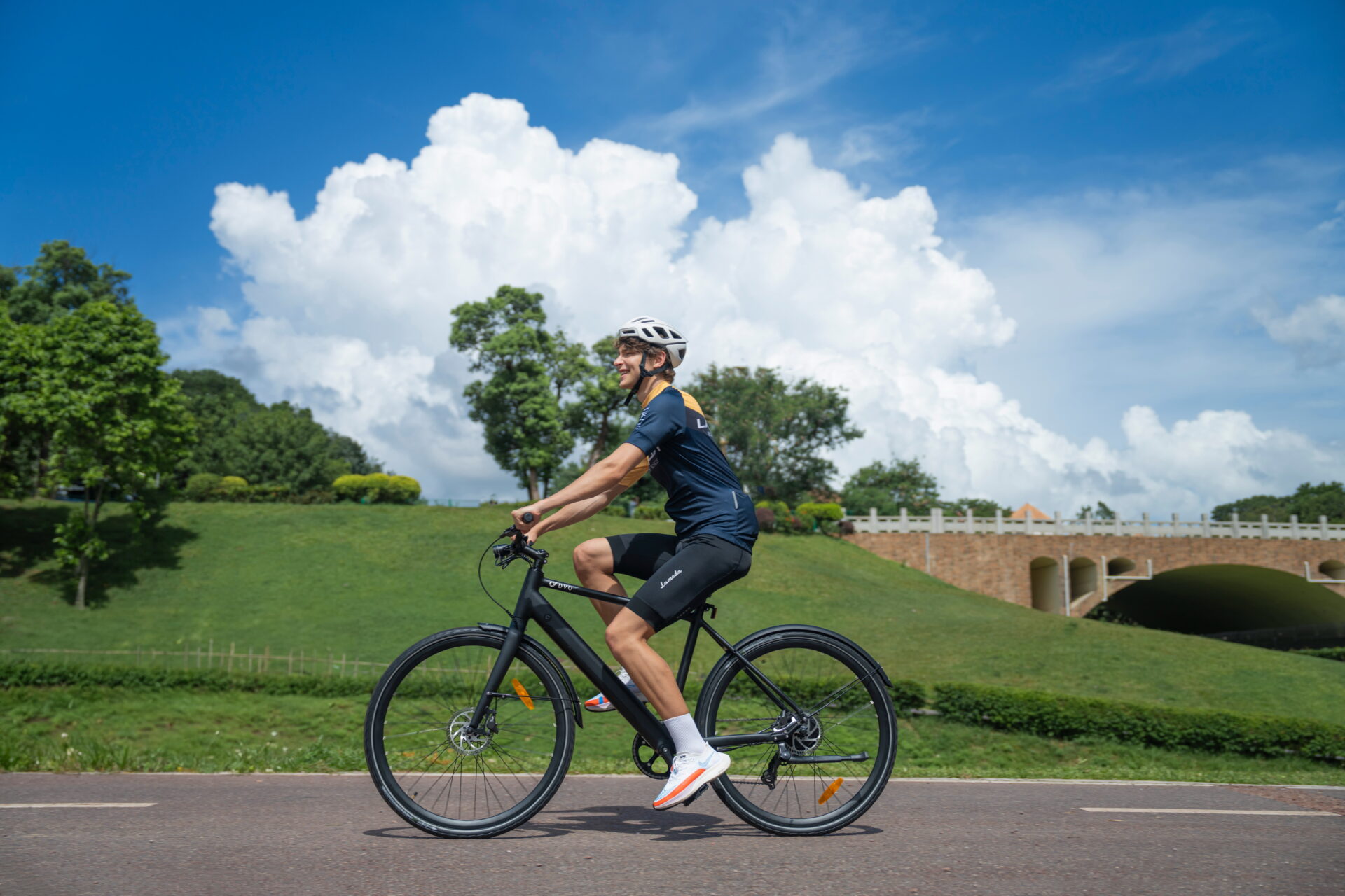 Save Up to 42% on E-Bikes with the UK’s Cycle to Work Scheme! 6