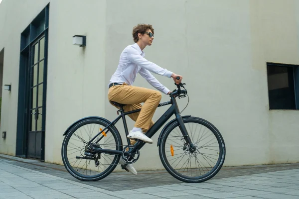 DYU Stroll 1 700C City E-Bike, 250W, 100KM Range - immagine 2