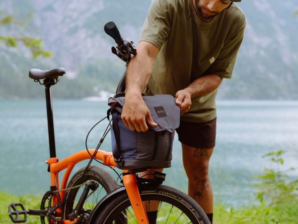 Brompton Electric G Line with Roller Frame - 4-Speed Folding E-Bike with Hydraulic Disc Brakes - Image 7