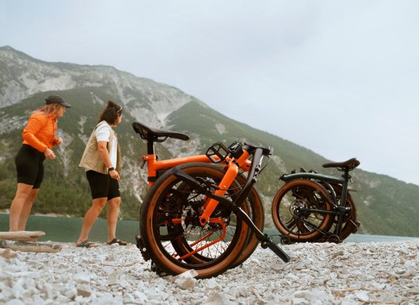 Brompton G Line 8-Speed Folding Bike - Adventure Orange, Medium Size - Image 7