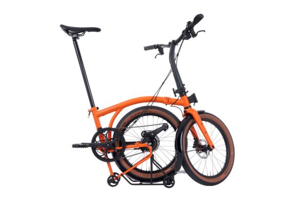 Brompton G Line 8-Speed Folding Bike with Roller Frame - Dark Navy, Mid Handlebars - Image 3