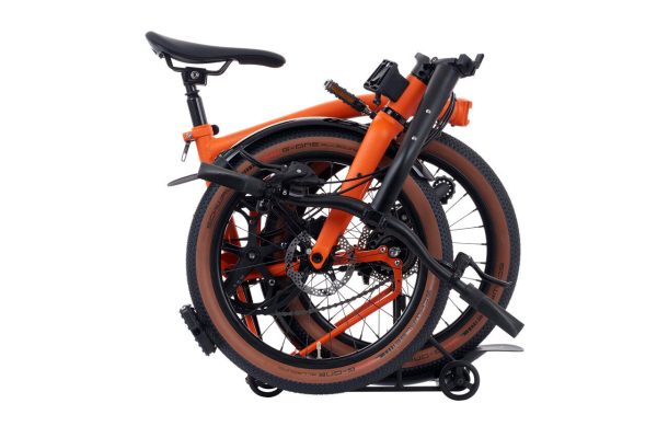 Brompton G Line 8-Speed Folding Bike with Roller Frame - Dark Navy, Mid Handlebars - Image 4