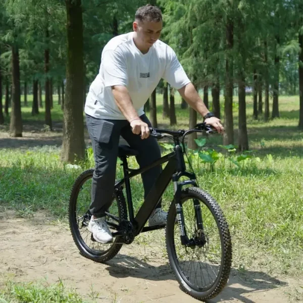 Country Road 27.5" Electric Mountain Bike 250W – Agility and Comfort Off-Road - Image 2