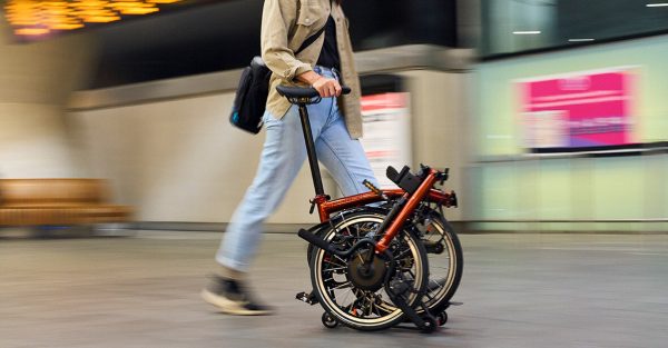 Brompton P Line Urban Electric Folding Bike – 4-Speed - Image 2
