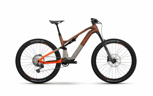 Haibike Lyke CF 10 – Lightweight carbon e-MTB