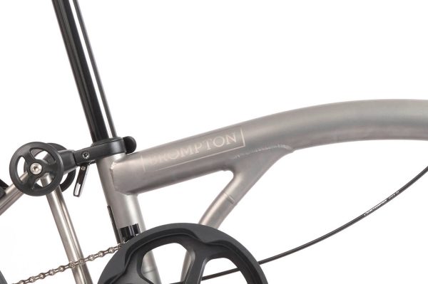 Brompton T Line One 1-Speed Folding Bike | Blasted Titanium, Mid Handlebar - Image 7