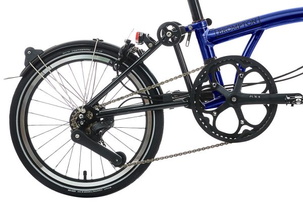 Brompton P Line 4-Speed Urban Folding Bike | Midnight Black, Titanium Frame - Image 7
