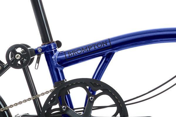 Brompton P Line 4-Speed Urban Folding Bike | Midnight Black, Titanium Frame - Image 8