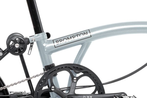 Brompton P Line 12-Speed Folding Bike | Lightweight Titanium, 12 Gears, Lunar Ice - Image 8