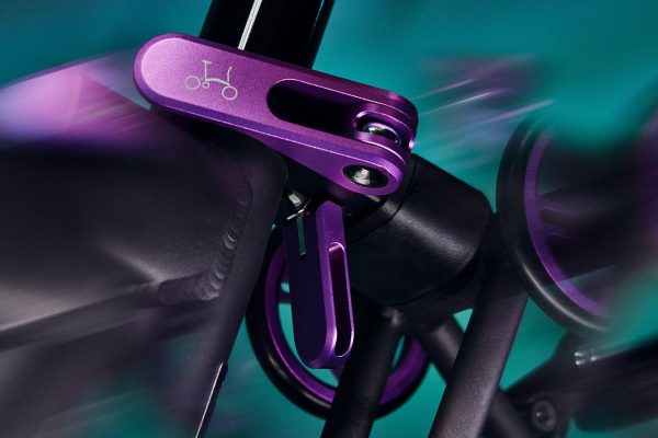 Brompton T Line 12-Speed Explore Folding Bike - Ceratech Black, Mid Handlebars - Image 4