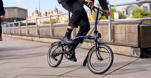 Brompton P Line 12-Speed Folding Bike with Roller Frame | Lunar Ice, Titanium Frame - Image 2