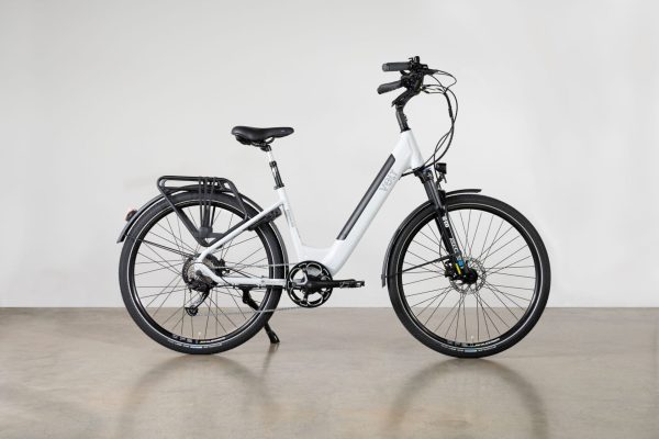 Volt Burlington Step-Through Electric Bike – Classic Style Meets Effortless Power - Image 5