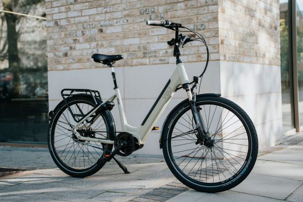 Volt Regent Step-Through Electric Bike – Classic Comfort Meets Modern Power - Image 2