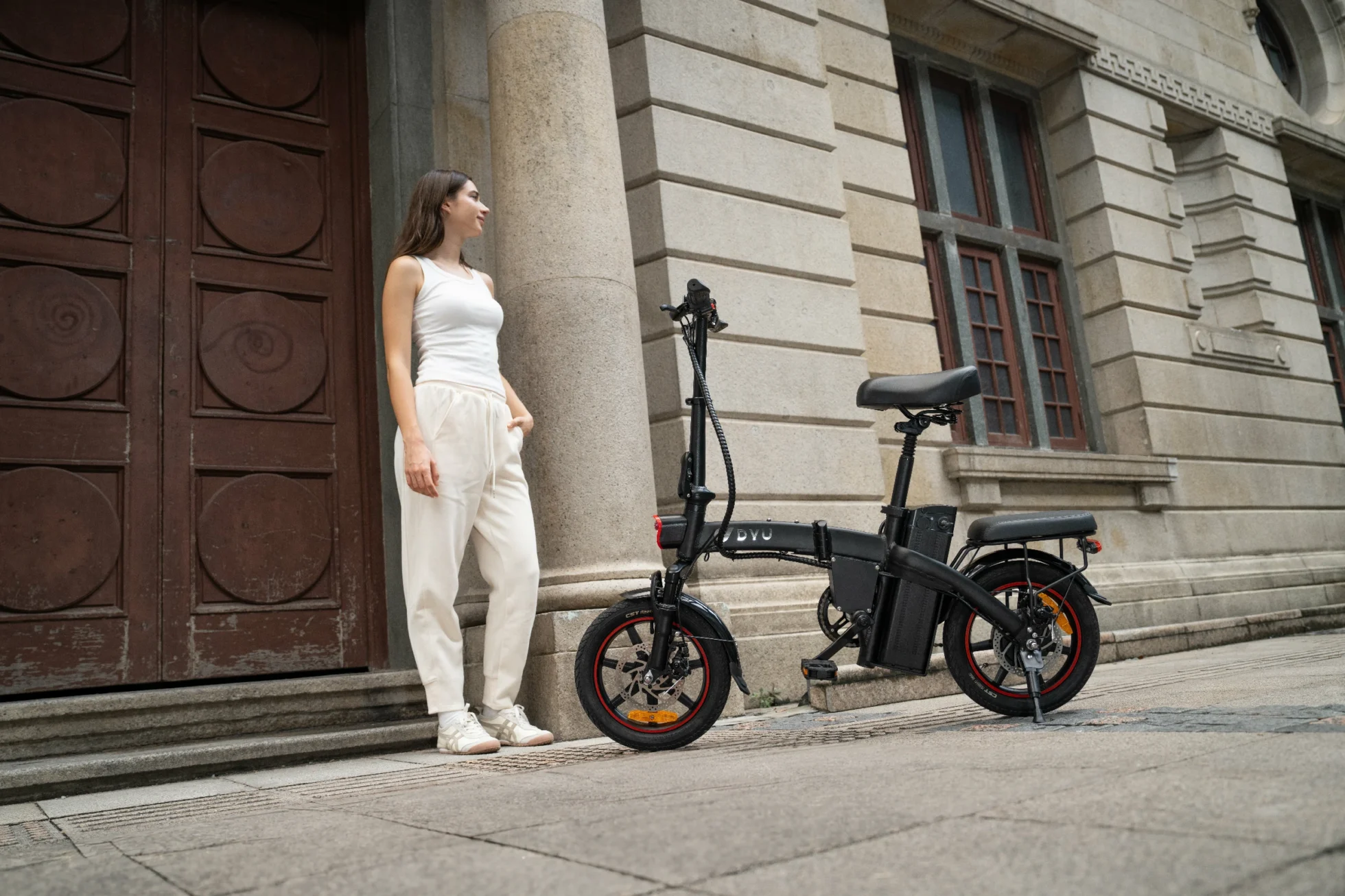 DYU A5 magassága egy klasszikus e-bike-épület